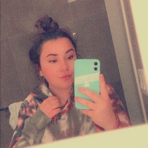 Meet your Posher, Taylor